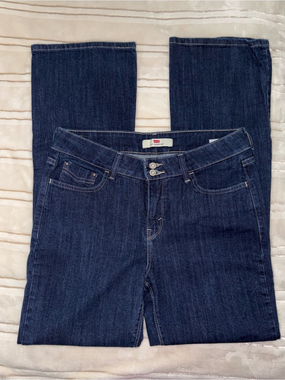 Levi's Low Rise Women's Straight Jeans